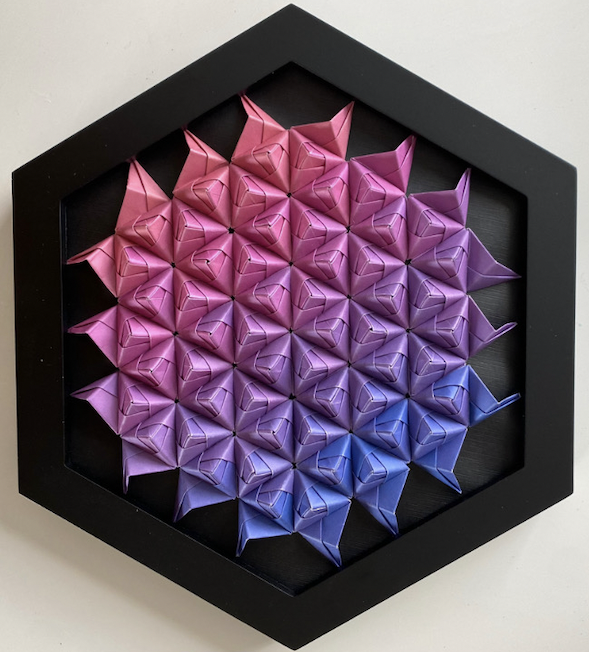 Hexagonal gradient tessellation wall piece