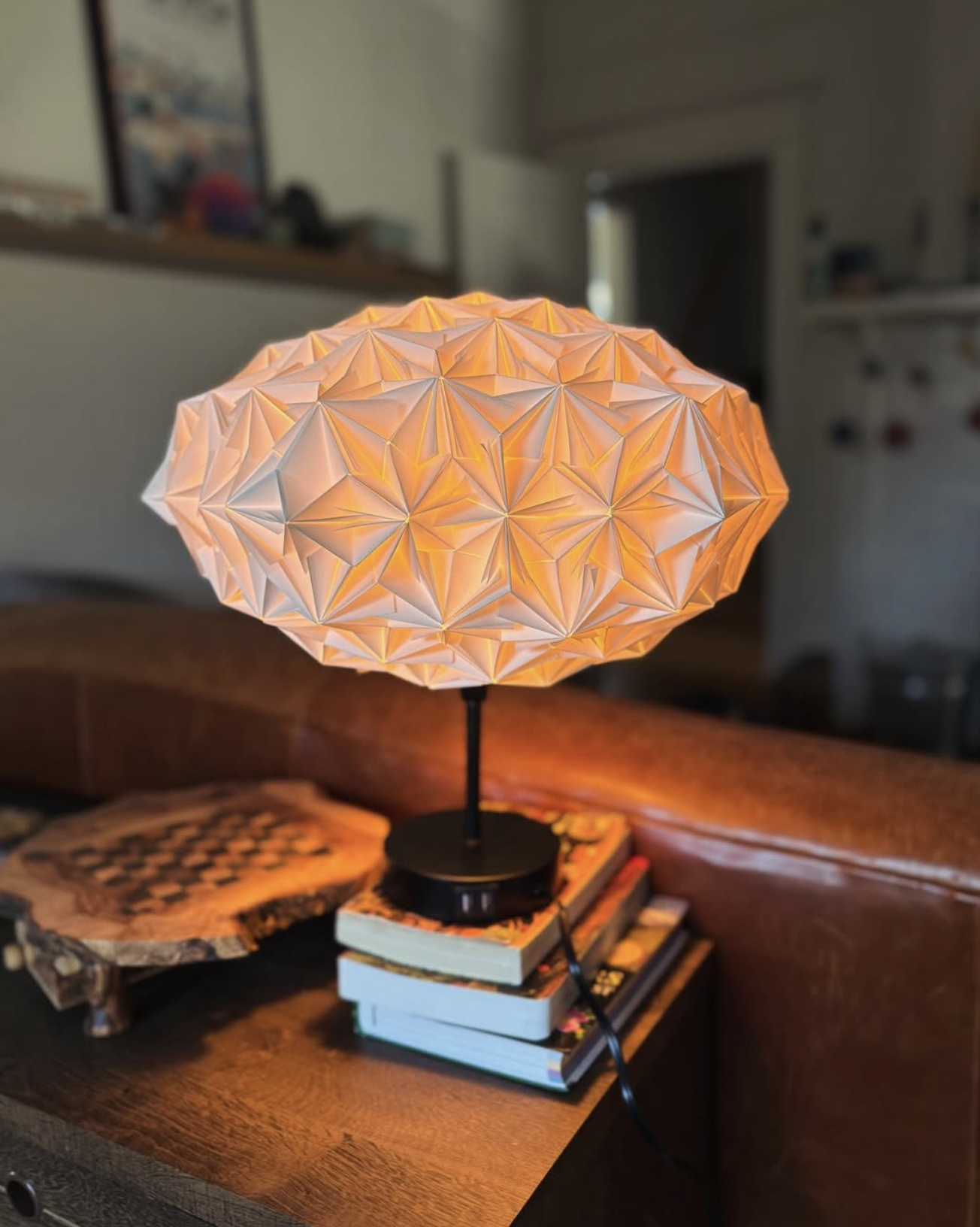 Disc lamp on books