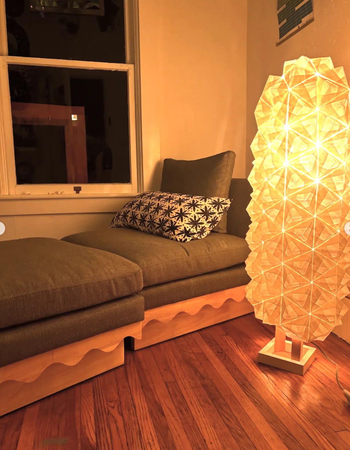 Origami floor lamp